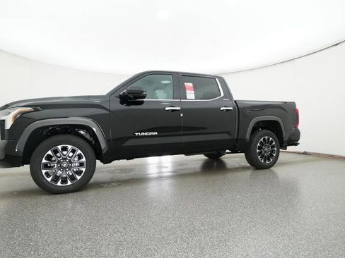 New 2026 Toyota Tundra Limited AWD/4WD image 21