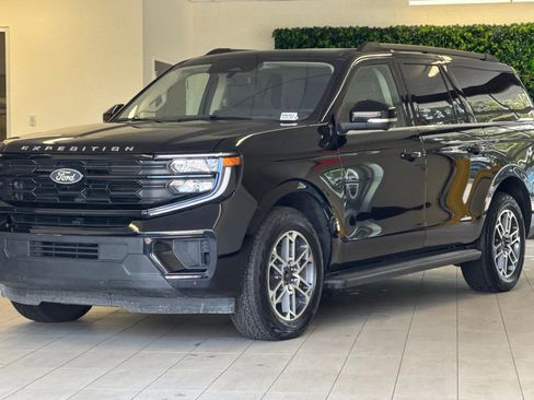 Used 2025 Ford Expedition Max Active image 8