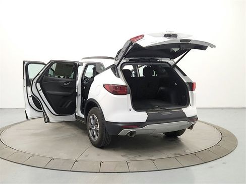 Used 2023 Chevrolet Blazer LT w/ Convenience Package image 13