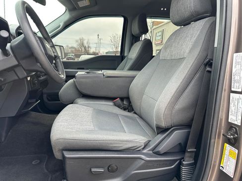 Used 2022 Ford F150 XLT image 15