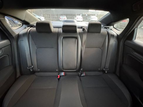 Used 2025 Honda Civic Sport image 36