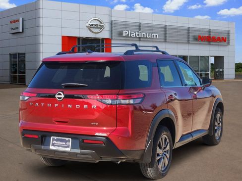 New 2026 Nissan Pathfinder SV image 4