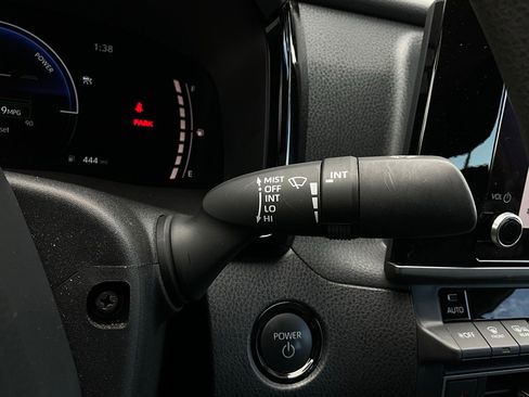 Used 2025 Toyota Camry LE image 35