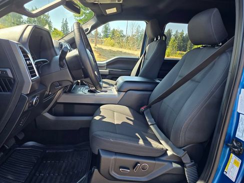 Used 2016 Ford F150 XLT w/ Equipment Group 302A Luxury AWD/4WD image 11