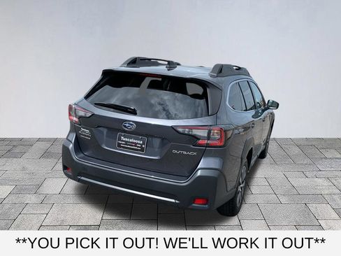 Used 2025 Subaru Outback Premium AWD/4WD image 7
