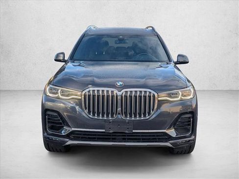 Used 2021 BMW X7 xDrive40i w/ Executive Package image 2