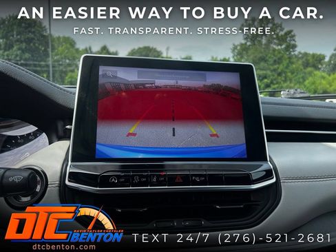 Used 2025 Jeep Compass Limited AWD/4WD image 21