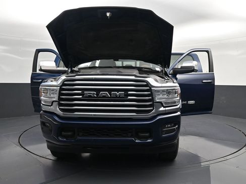 Used 2022 RAM 3500 Limited AWD/4WD image 38