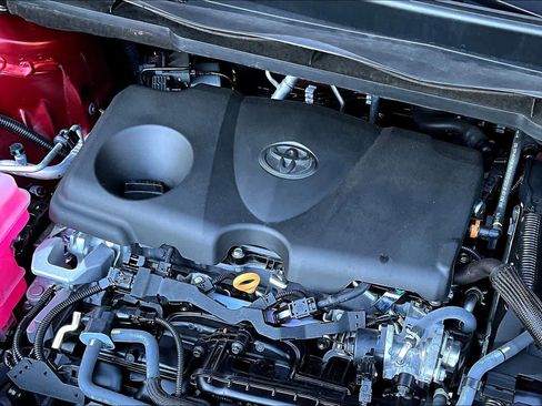 Certified 2023 Toyota Sienna XLE image 31