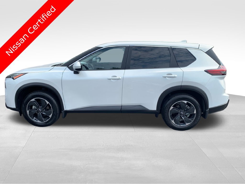 Certified 2025 Nissan Rogue SV FWD image 2