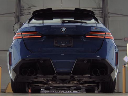 Used 2025 BMW M5 Touring image 6