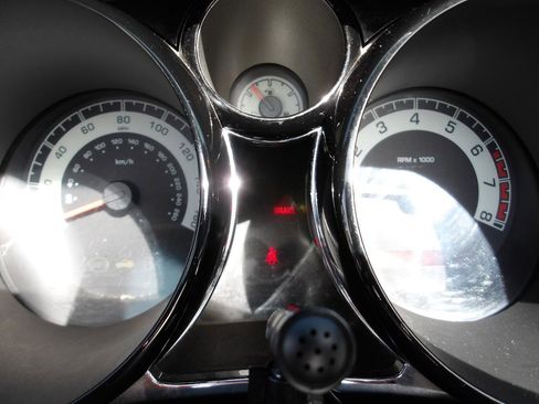 Used 2007 Saturn Sky Red Line RWD image 17