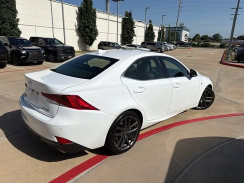 Used 2020 Lexus IS 350 F Sport w/ F Sport Package RWD image 3
