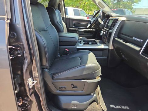 Used 2014 RAM 1500 Laramie AWD/4WD image 22