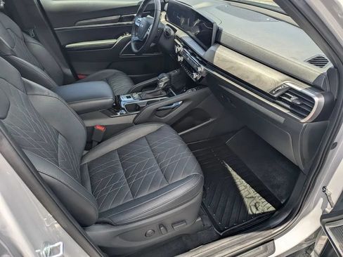 Used 2024 Kia Telluride EX X-Line AWD/4WD image 12