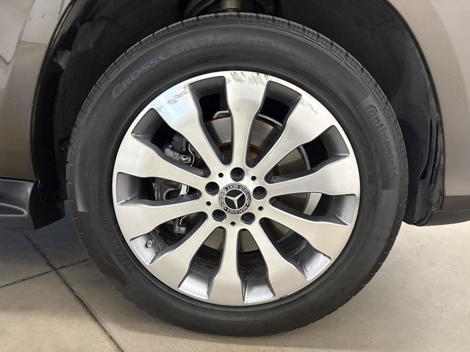 Used 2017 Mercedes-Benz GLS 450 4MATIC image 48