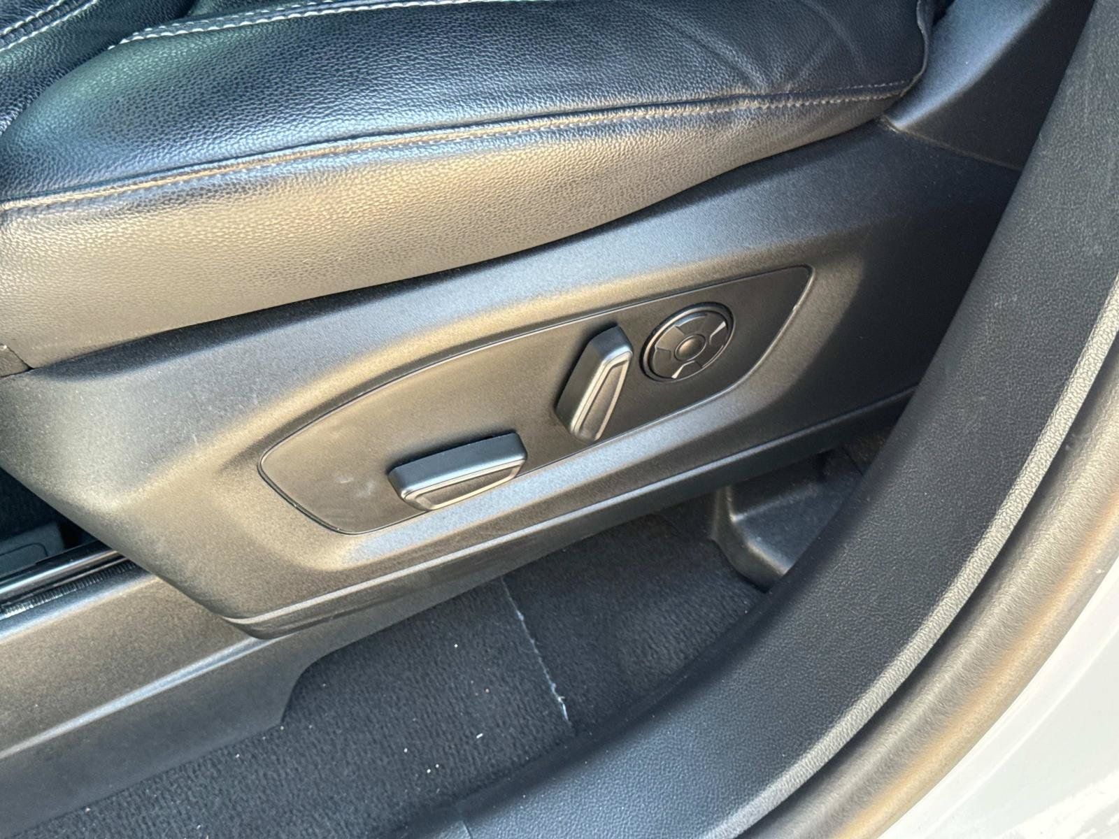 Used 2021 Ford Explorer ST w/ Equipment Group 401A AWD/4WD image 19