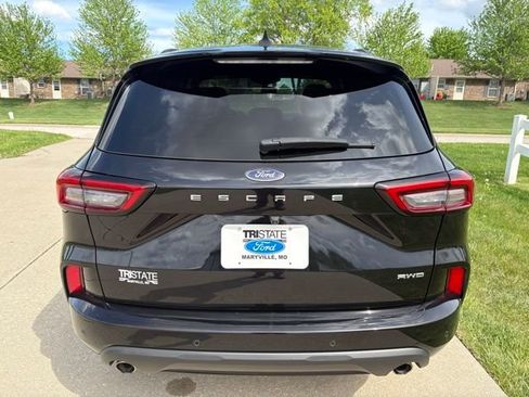 Certified 2024 Ford Escape ST-Line w/ Tech Pack #1 AWD/4WD image 4