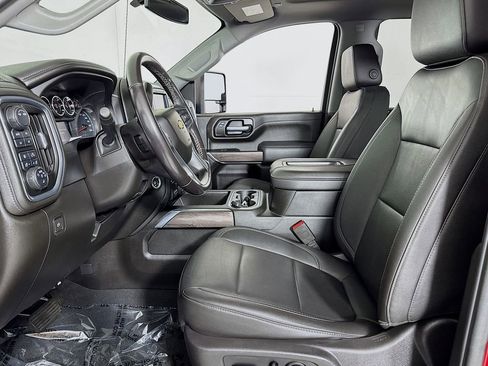 Used 2021 Chevrolet Silverado 2500 LTZ w/ LTZ Convenience Package image 10