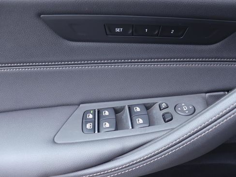 Certified 2022 BMW 540i image 22