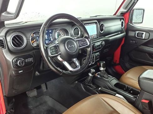 Used 2020 Jeep Gladiator Overland AWD/4WD image 8