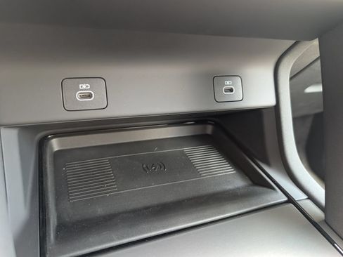 New 2026 Land Rover Discovery Sport Landmark AWD/4WD image 18