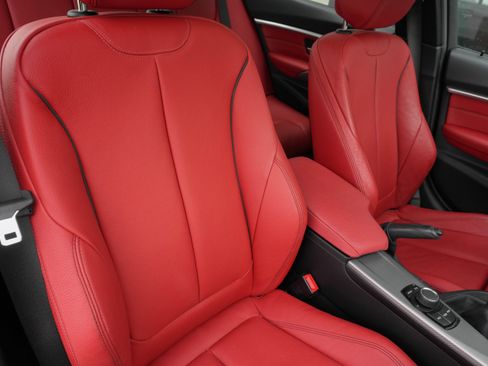 Used 2018 BMW 340i Sedan image 14