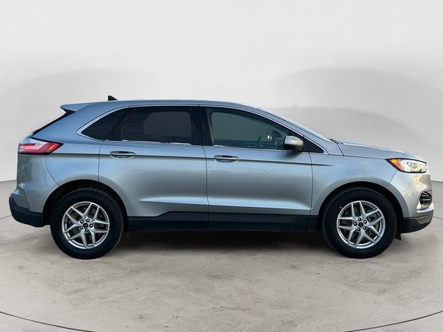 Used 2024 Ford Edge SEL w/ Convenience Package AWD/4WD image 6