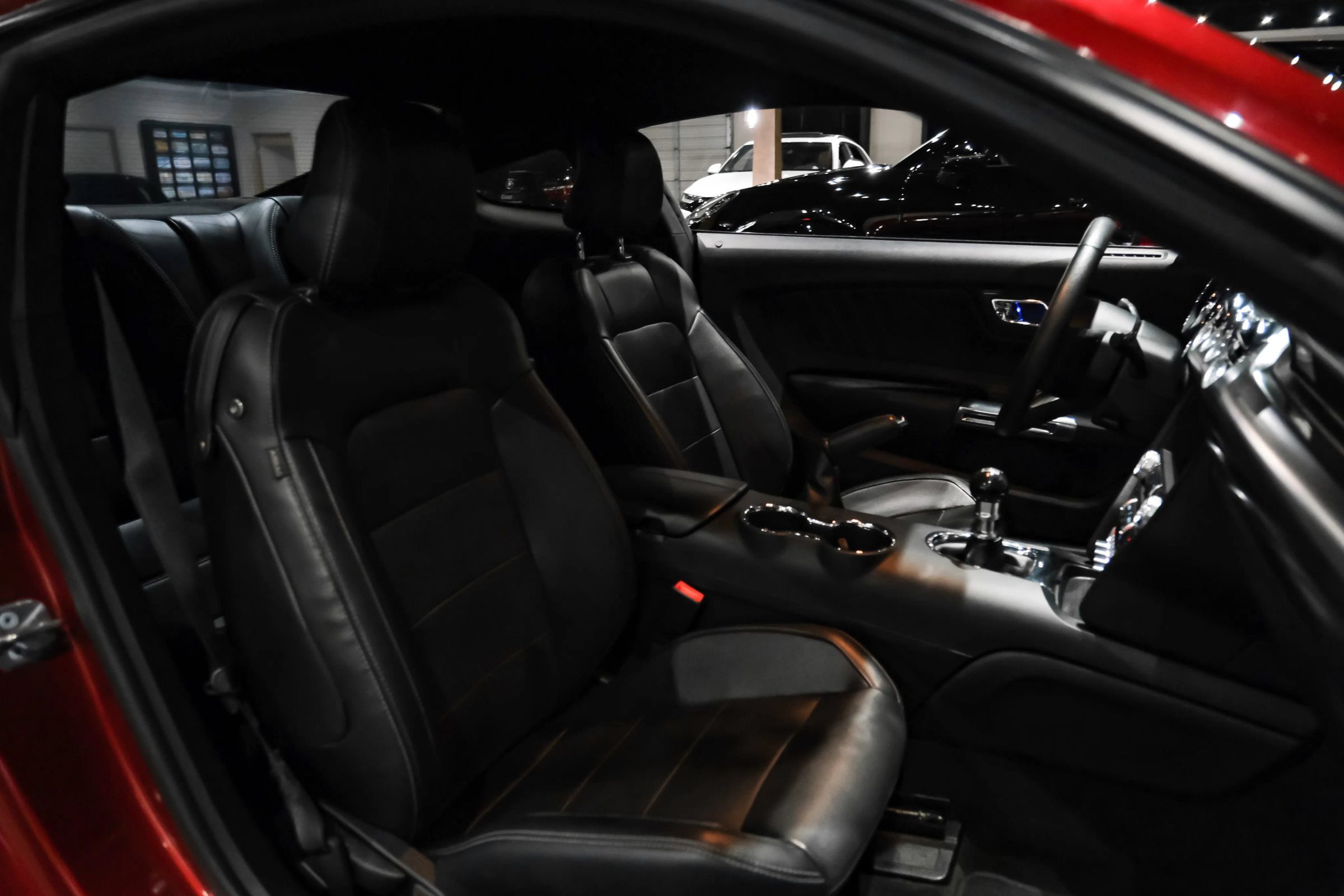 Used 2016 Ford Mustang GT Premium w/ GT Performance Package RWD image 32