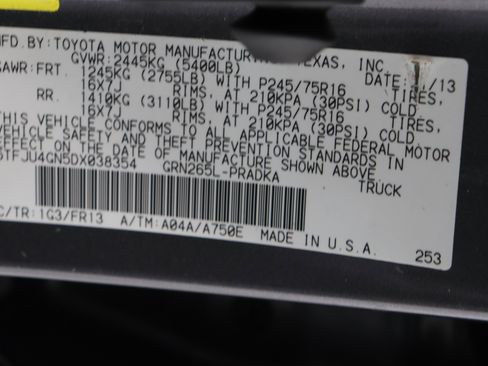 Used 2013 Toyota Tacoma PreRunner w/ Convenience Pkg image 35