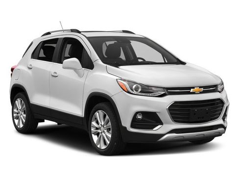 Used 2017 Chevrolet Trax Premier w/ Midnight Edition FWD image 6
