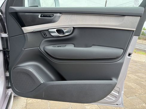 New 2026 Volvo XC90 T8 Ultra w/ Protection Package AWD/4WD image 25