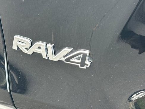 Used 2024 Toyota RAV4 XLE Premium w/ Weather Package AWD/4WD image 32