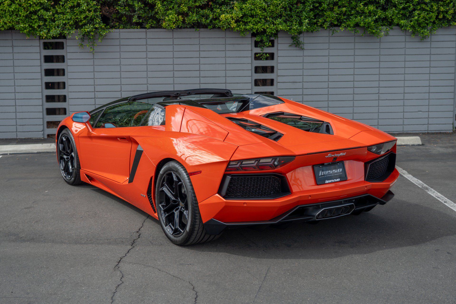 Used 2014 Lamborghini Aventador LP 700-4 AWD/4WD image 3