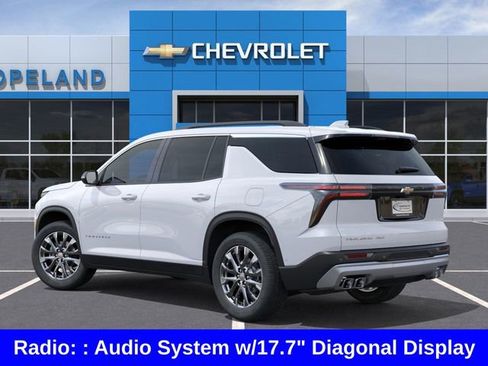 New 2026 Chevrolet Traverse LT image 4