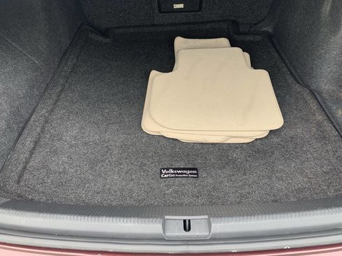 Used 2013 Volkswagen Passat 3.6 SEL Premium image 15