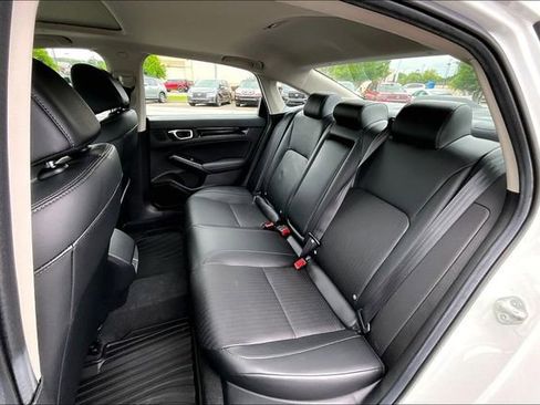 Used 2024 Honda Civic Touring image 19