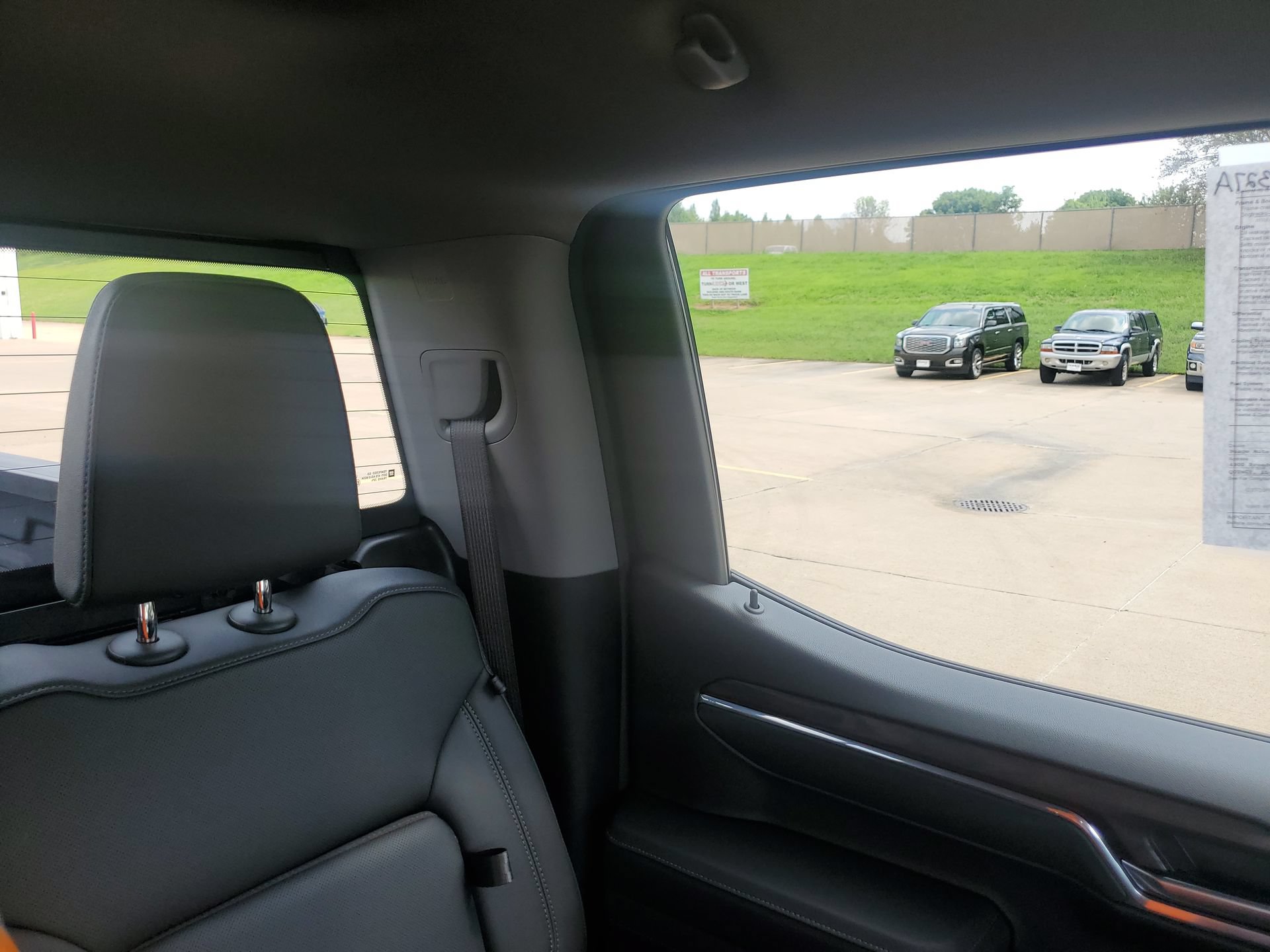 Used 2025 GMC Sierra 1500 SLT w/ SLT Premium Plus Package AWD/4WD image 15