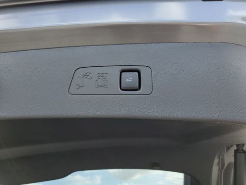 New 2026 Lincoln Corsair Premiere image 7