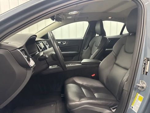 Used 2024 Volvo S60 B5 Core image 7