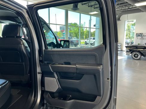 Used 2024 Ford F150 Lariat AWD/4WD image 26