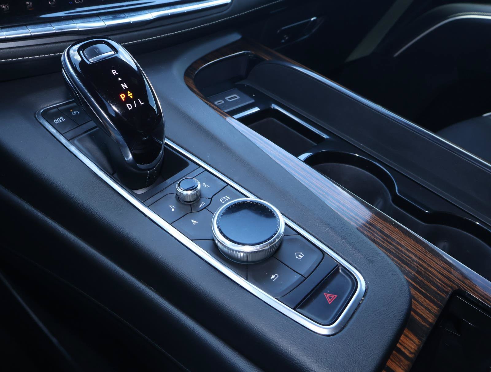 Certified 2023 Cadillac Escalade Premium Luxury RWD image 28