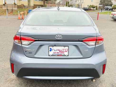 Used 2022 Toyota Corolla LE FWD image 5