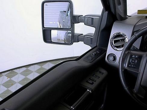 Used 2012 Ford F350 Lariat w/ Chrome Pkg image 18