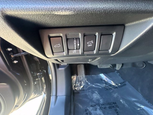 Certified 2025 Subaru Outback Touring AWD/4WD image 18