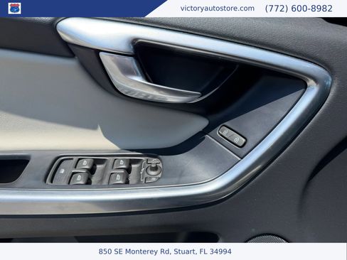 Used 2015 Volvo XC60 T6 Platinum AWD/4WD image 11