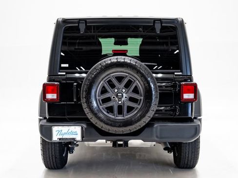 Used 2024 Jeep Wrangler Unlimited Sport AWD/4WD image 27