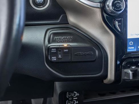 Used 2024 RAM 2500 Laramie AWD/4WD image 17