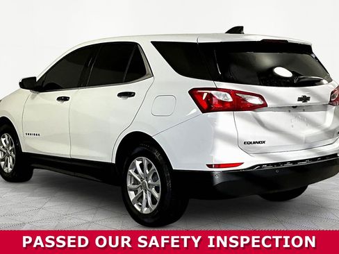 Used 2020 Chevrolet Equinox LT w/ Driver Convenience Package FWD image 4
