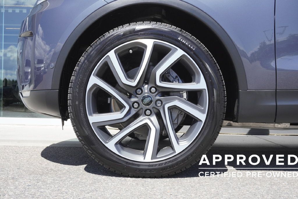 Used 2025 Land Rover Discovery S AWD/4WD image 34